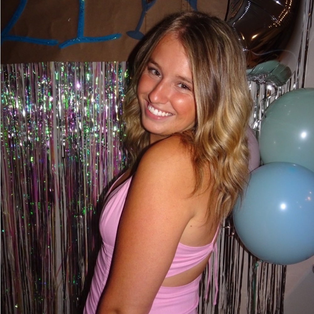 Meet your Posher, Makayla